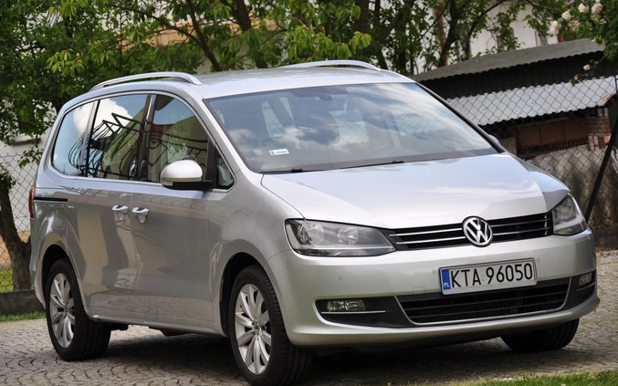 Volkswagen Sharan cena 43900 przebieg: 266000, rok produkcji 2010 z Tarnów małe 704